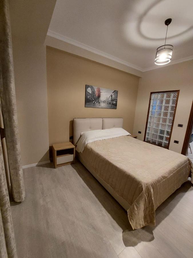 Vila Tafa Apartments Тирана Экстерьер фото