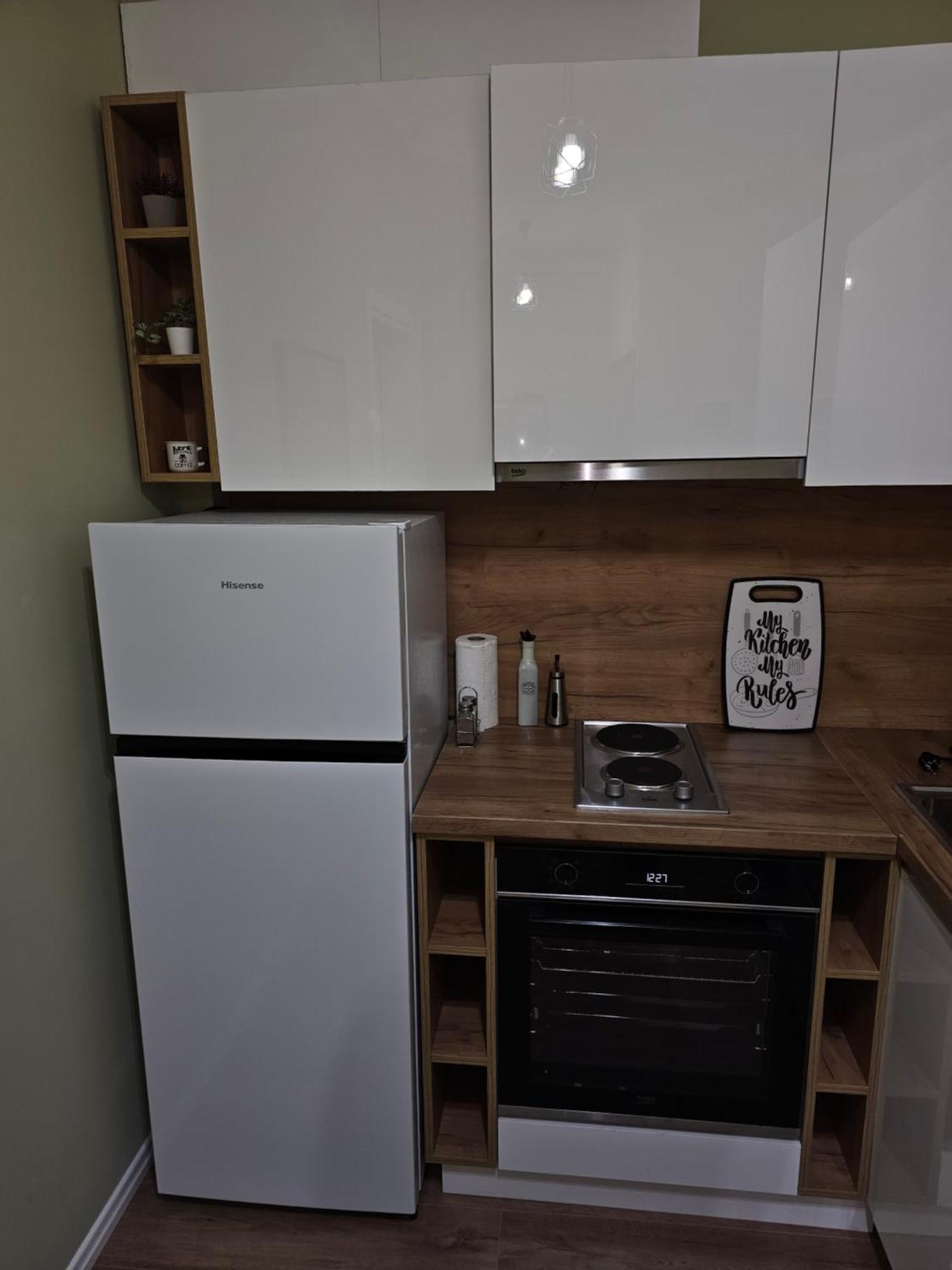 Vila Tafa Apartments Тирана Экстерьер фото