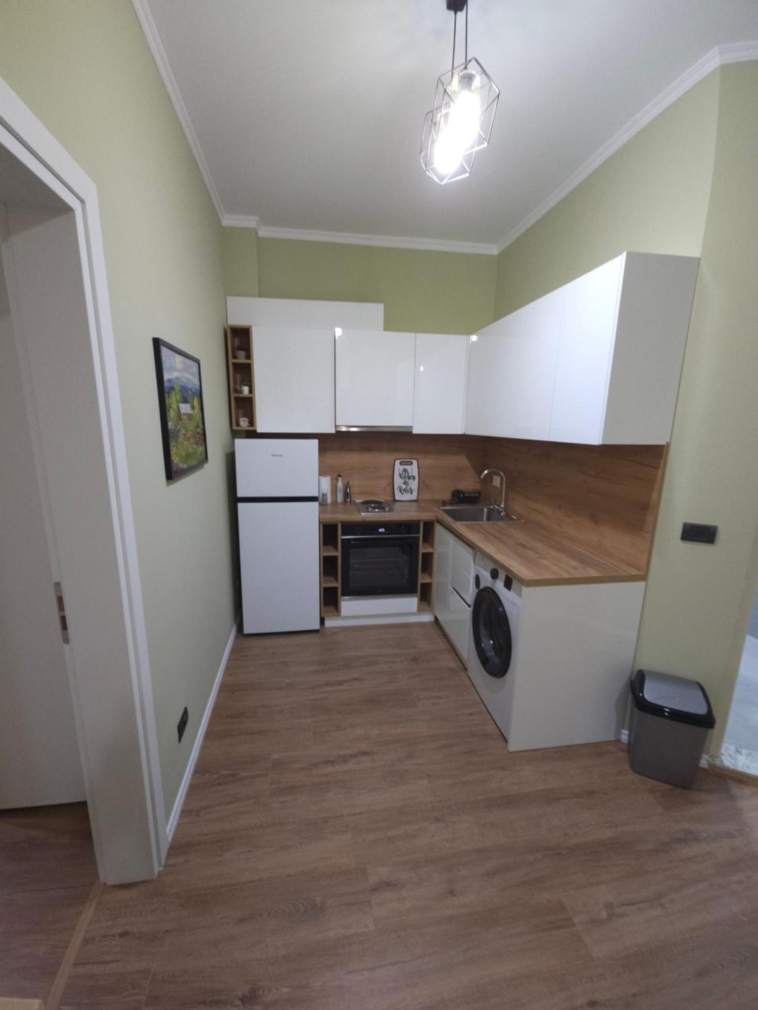 Vila Tafa Apartments Тирана Экстерьер фото