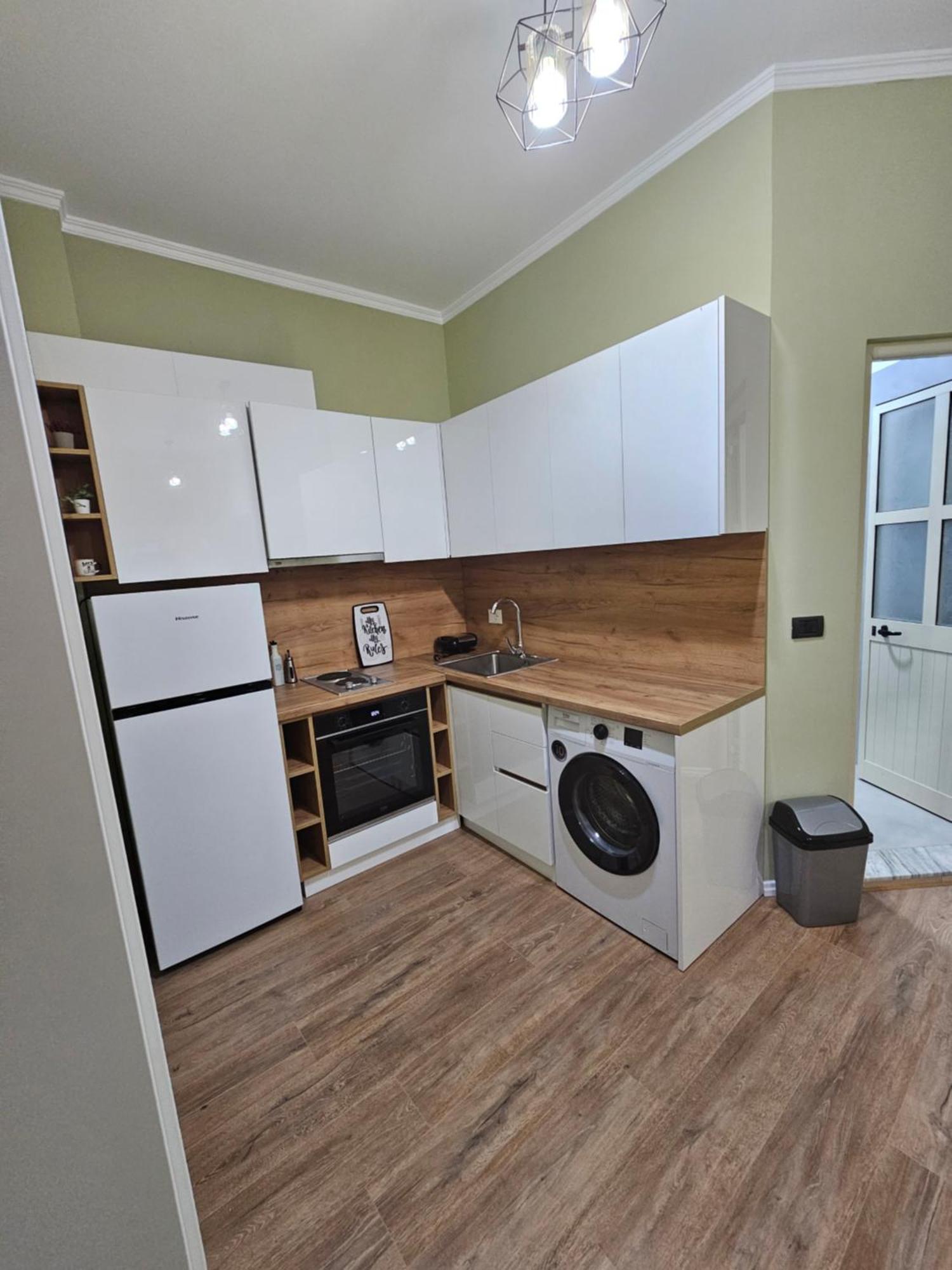 Vila Tafa Apartments Тирана Экстерьер фото