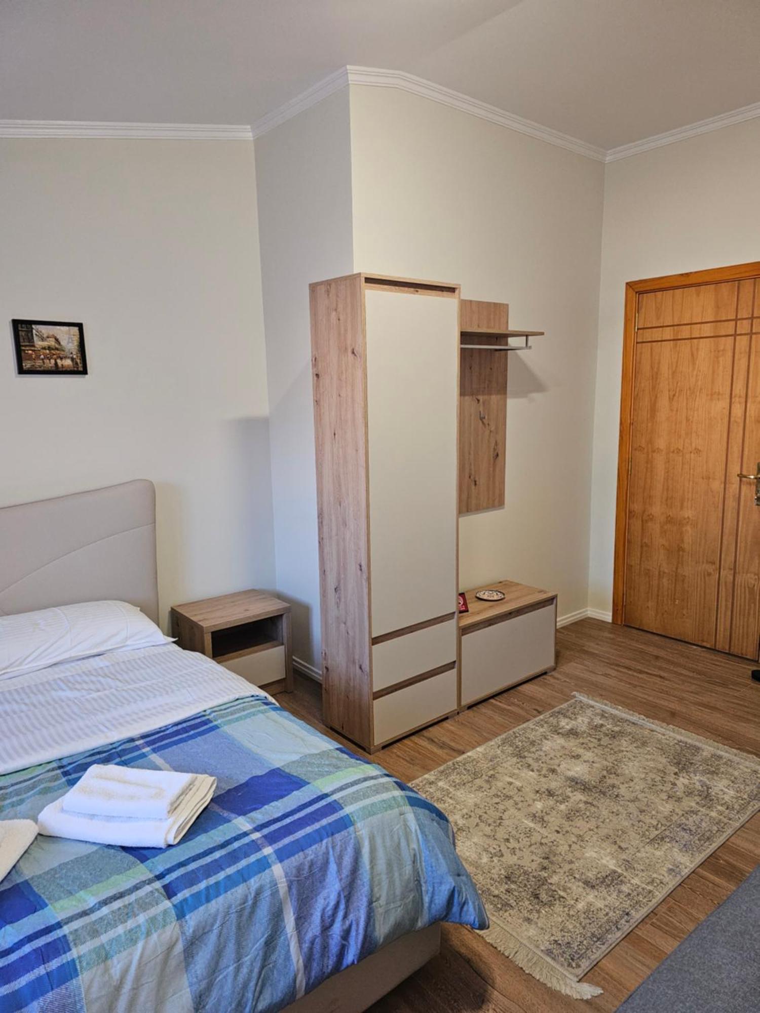 Vila Tafa Apartments Тирана Экстерьер фото