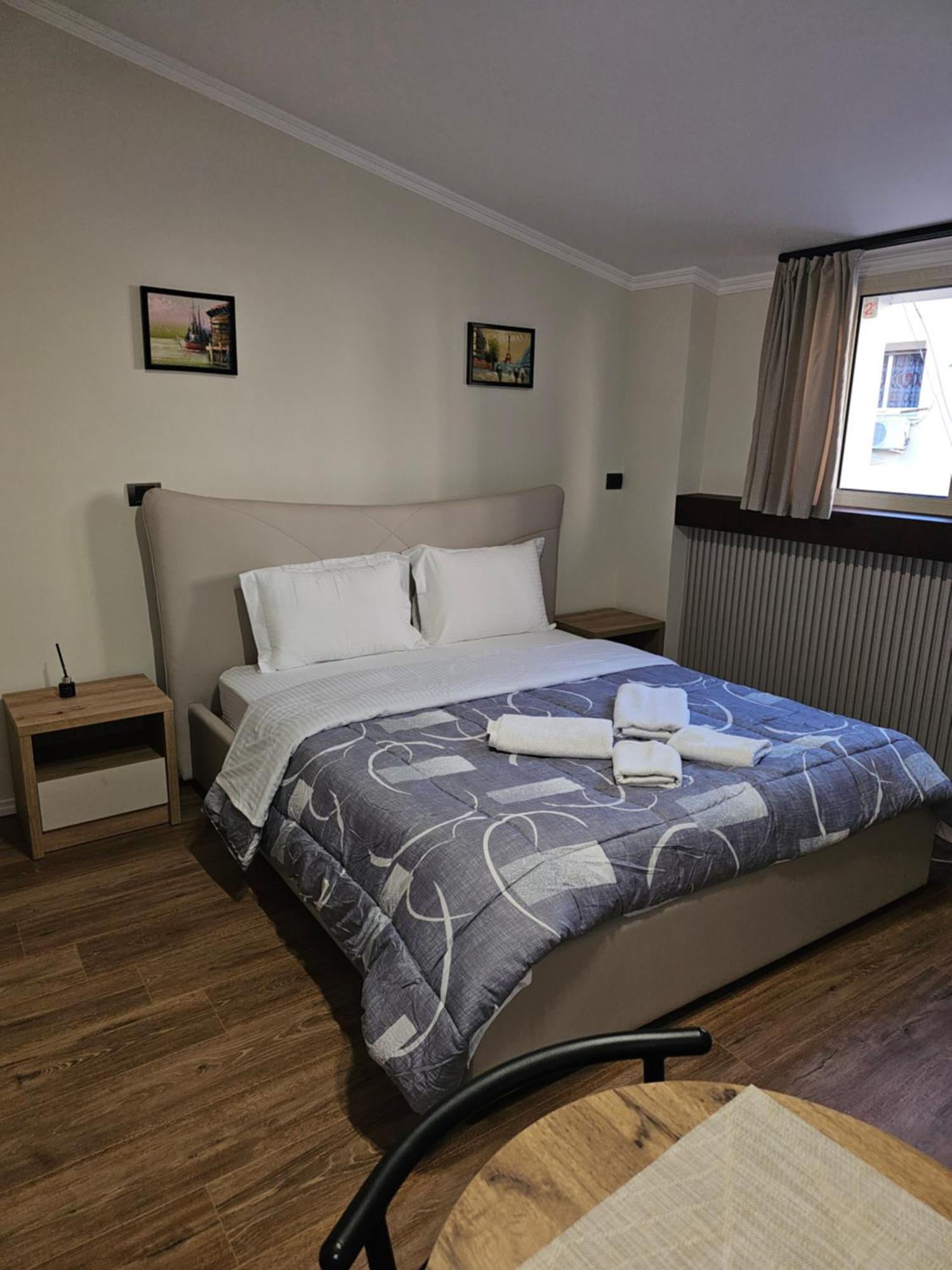 Vila Tafa Apartments Тирана Экстерьер фото